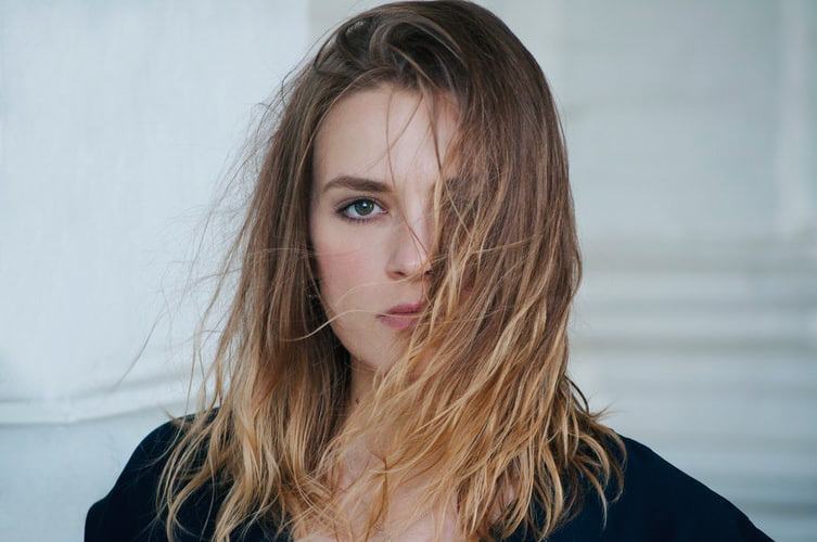 Summer bronde
