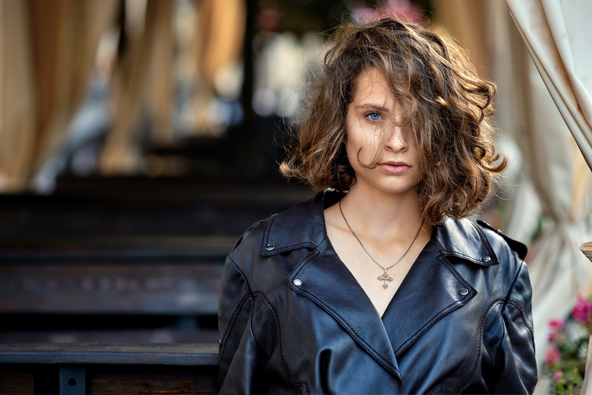 permed haircare: lady with a loose perm hairstyle