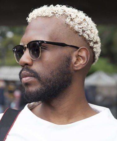 Como descolorir cabelo crespo masculino