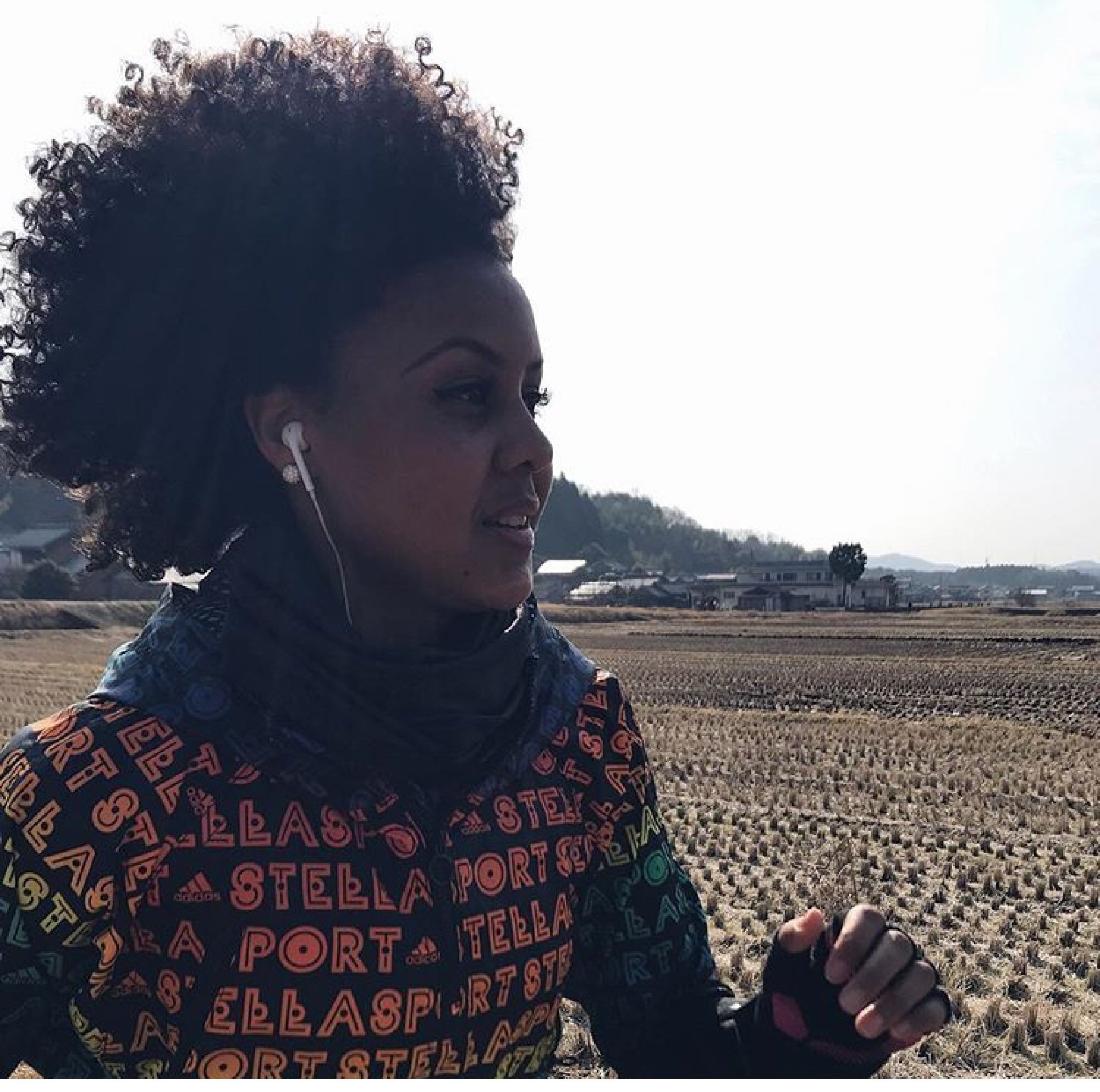 Cabelo crespo black power