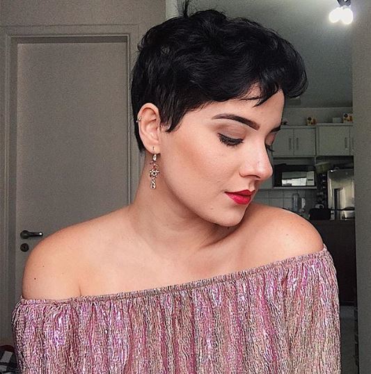Cassiane Goldberg: “O pixie não é só um corte de cabelo, é quase um estilo de vida”