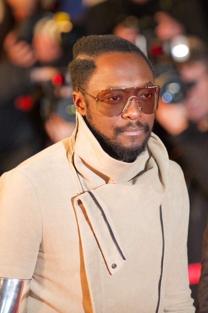 cabelo crespo razor part de Will.i.Am | Shutterstock