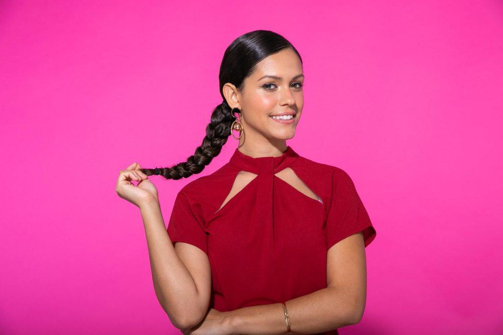 trança lateral penteado para sair à noite