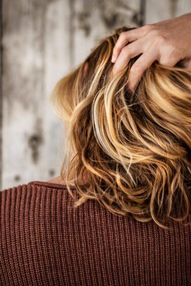 dicas de como disfarçar cabelo sujo e oleoso