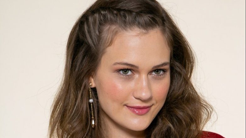 corte em camadas com penteado twist lateral
