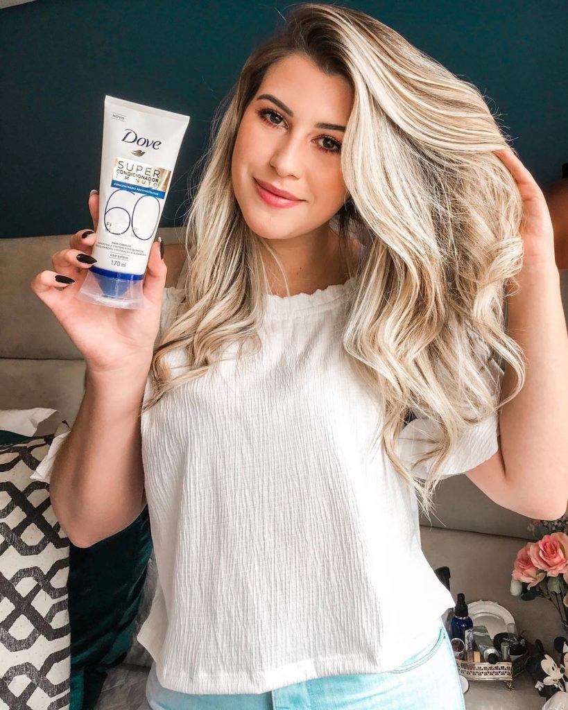 cabelo loiro liso niina secrets