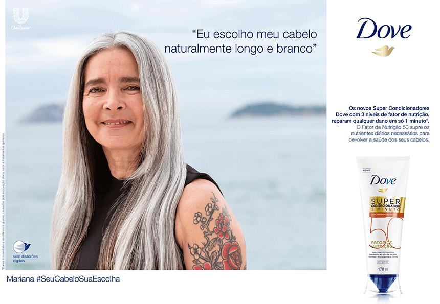 Mulher om cabelo longo branco liso