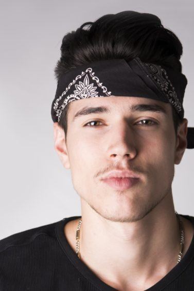 Modelo de Penteados masculinos com bandana