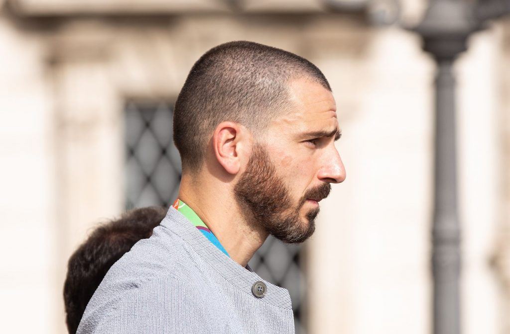 Cortes de cabelo masculino para fios lisos e finos: dicas e fotos