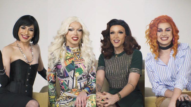 Drag queens sentadas