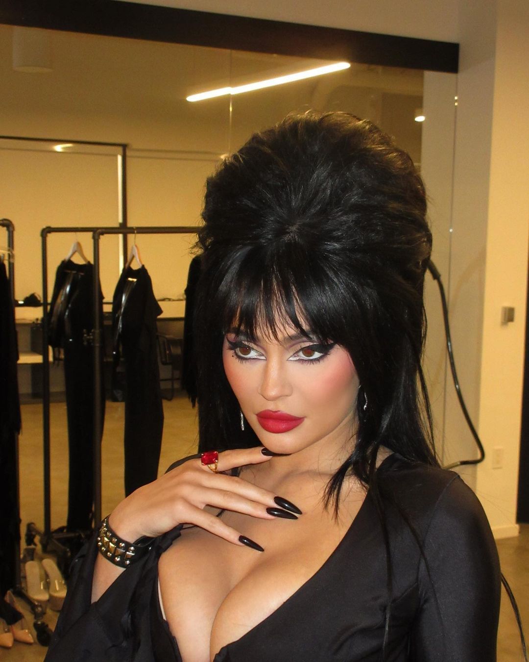 Kylie Jenner com fantasia de halloween