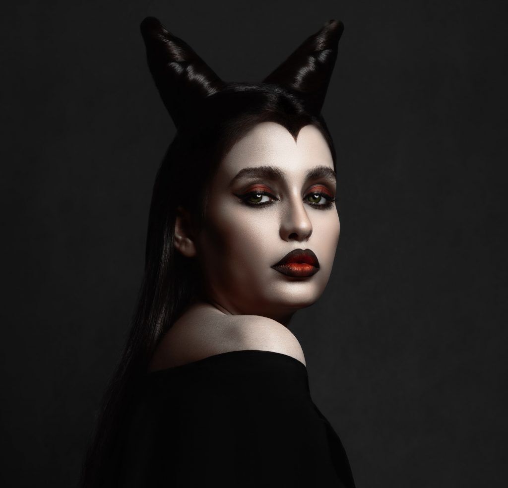 penteado halloween chifres