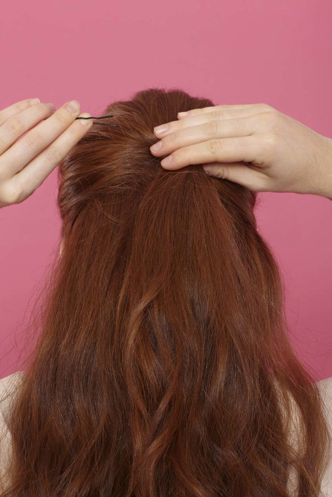 modelo de Penteado colmeia com ondas
