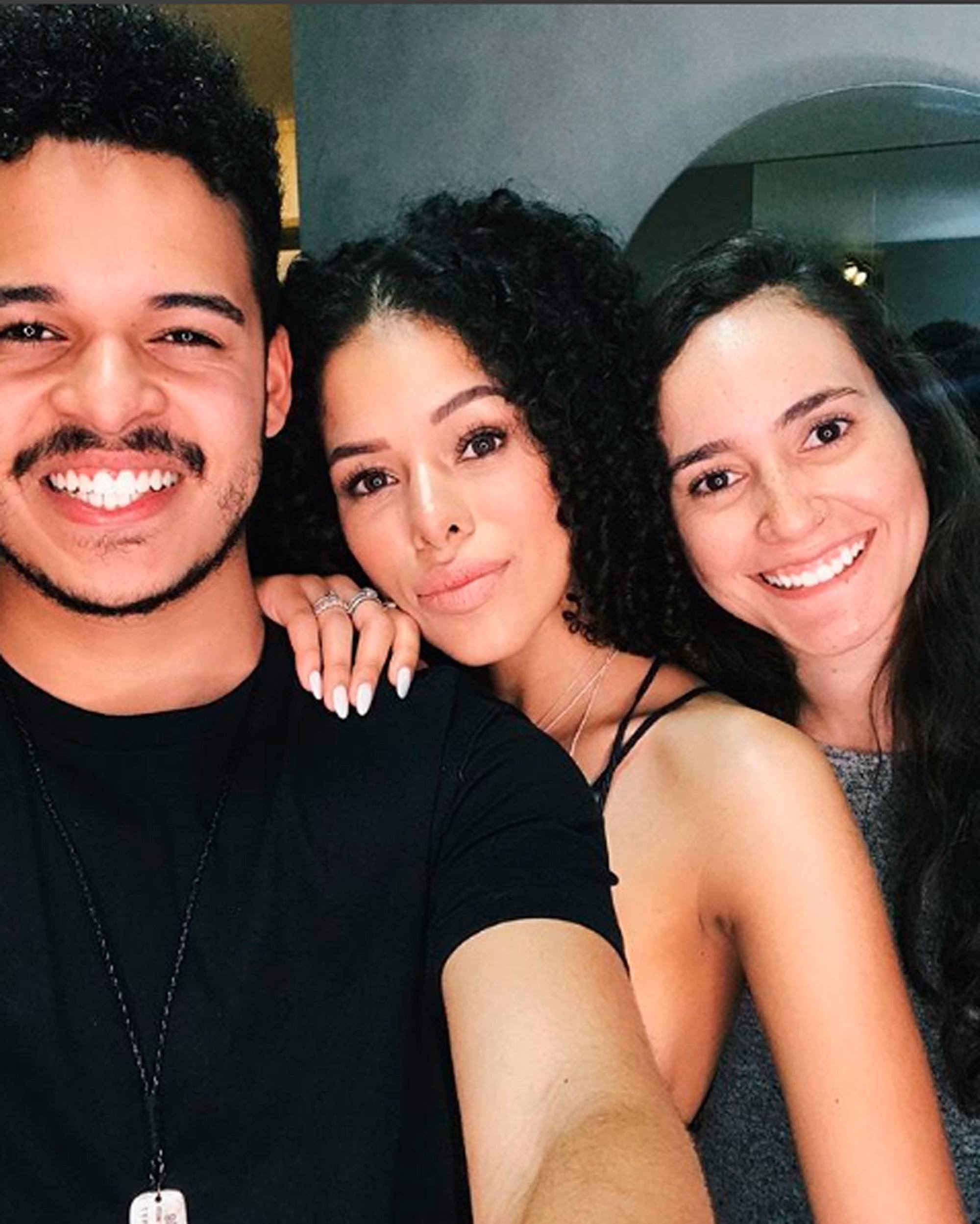 foto para ilustrar matéria sobre Rayza Nicácio entrevista Giovanna Frederico