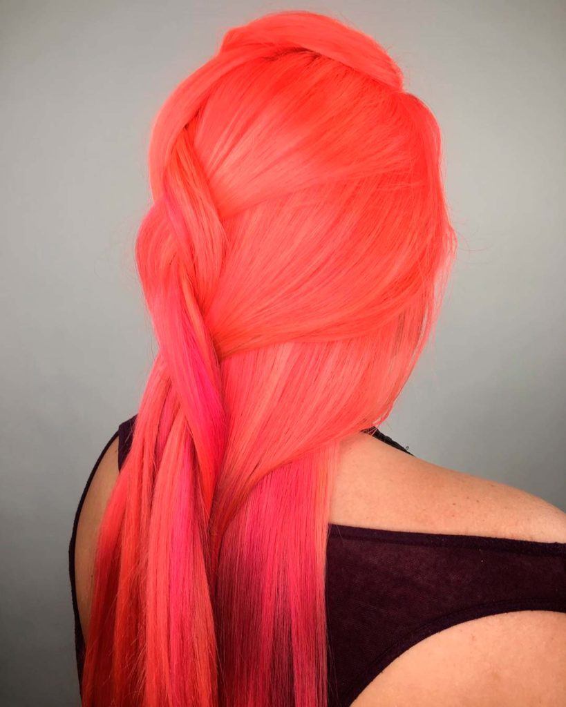 modelo de neon peach