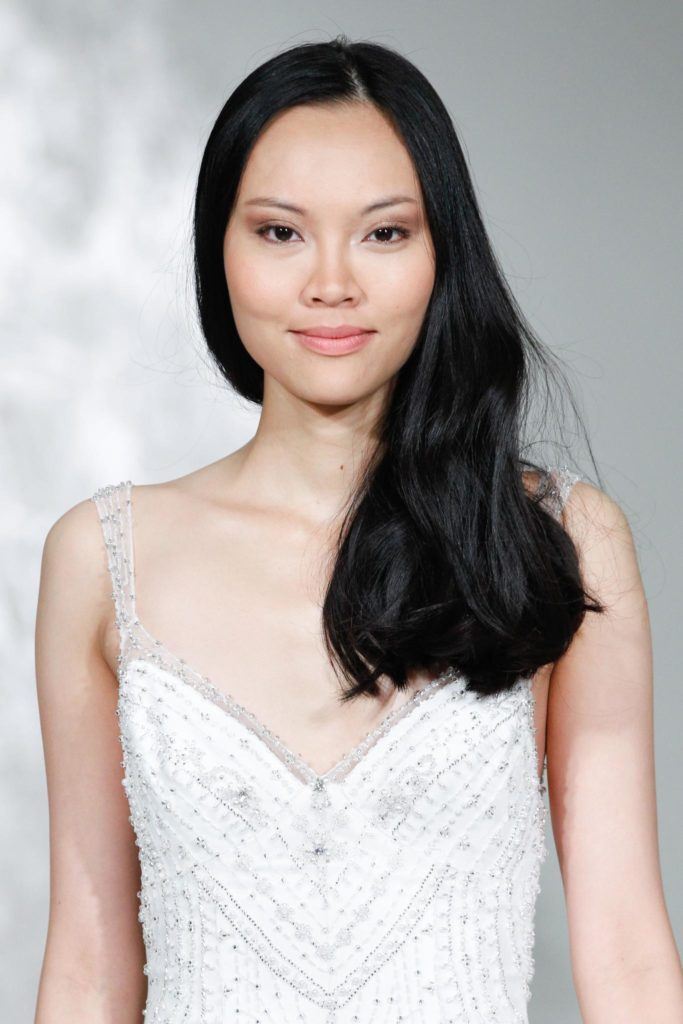 modelo de Penteados de noiva com cabelo solto