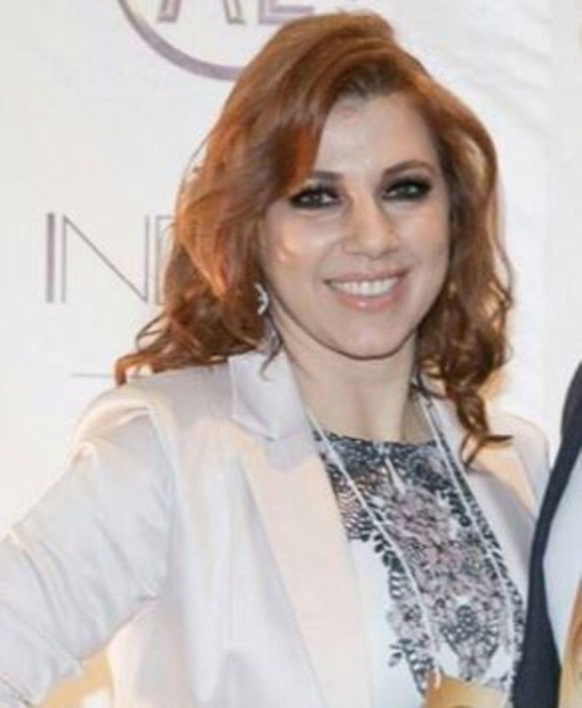 modelo de Desafios do cabelo ruivo