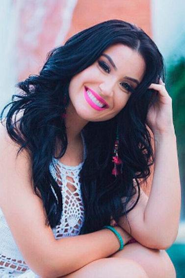 Bianca Andrade abre