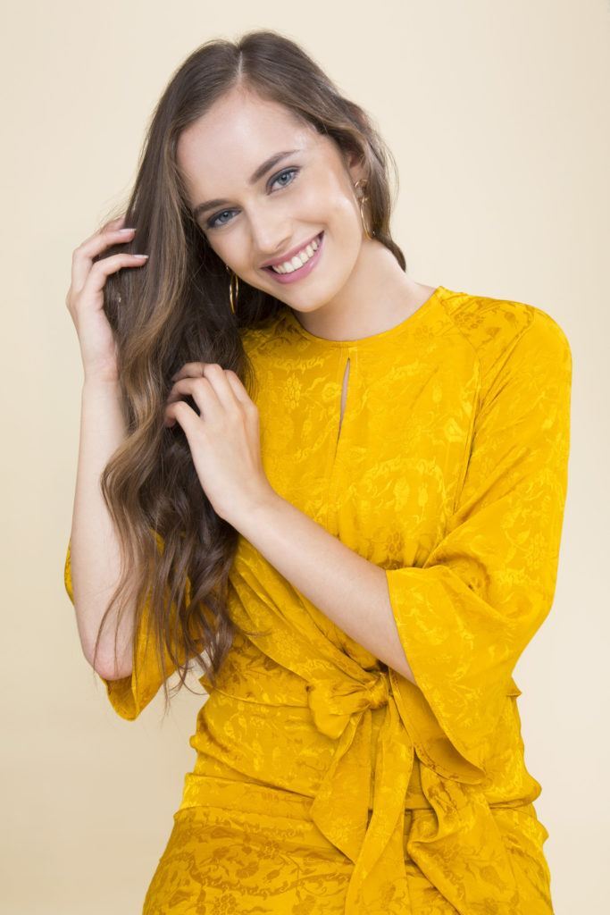 modelo de cabelo ondulado durante a noite passo 7