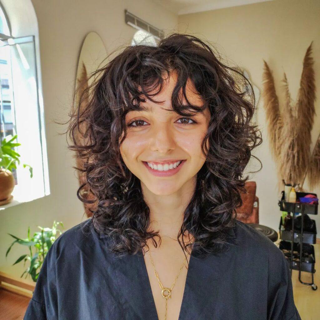 cabelo ondulado repicado shaggy hair
