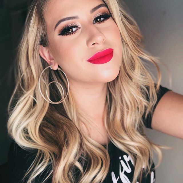 Cabelo liso loiro Niina Secrets