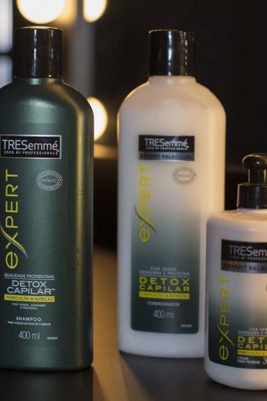 Kit Shampoo, Condicionador e Creme de Tratamento TRESemmé Detox Capilar