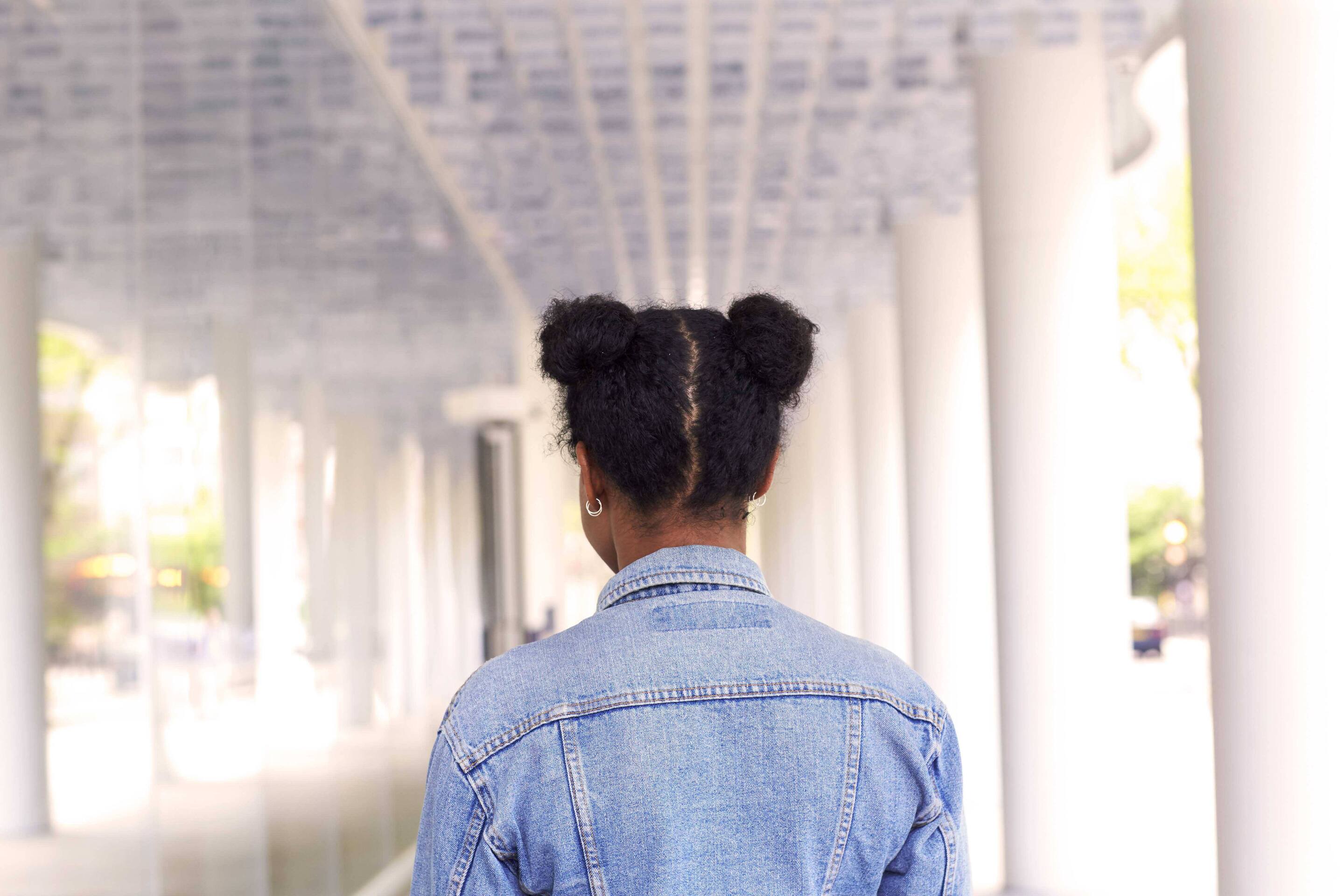Double buns, a tendência noventinha que não sai de moda