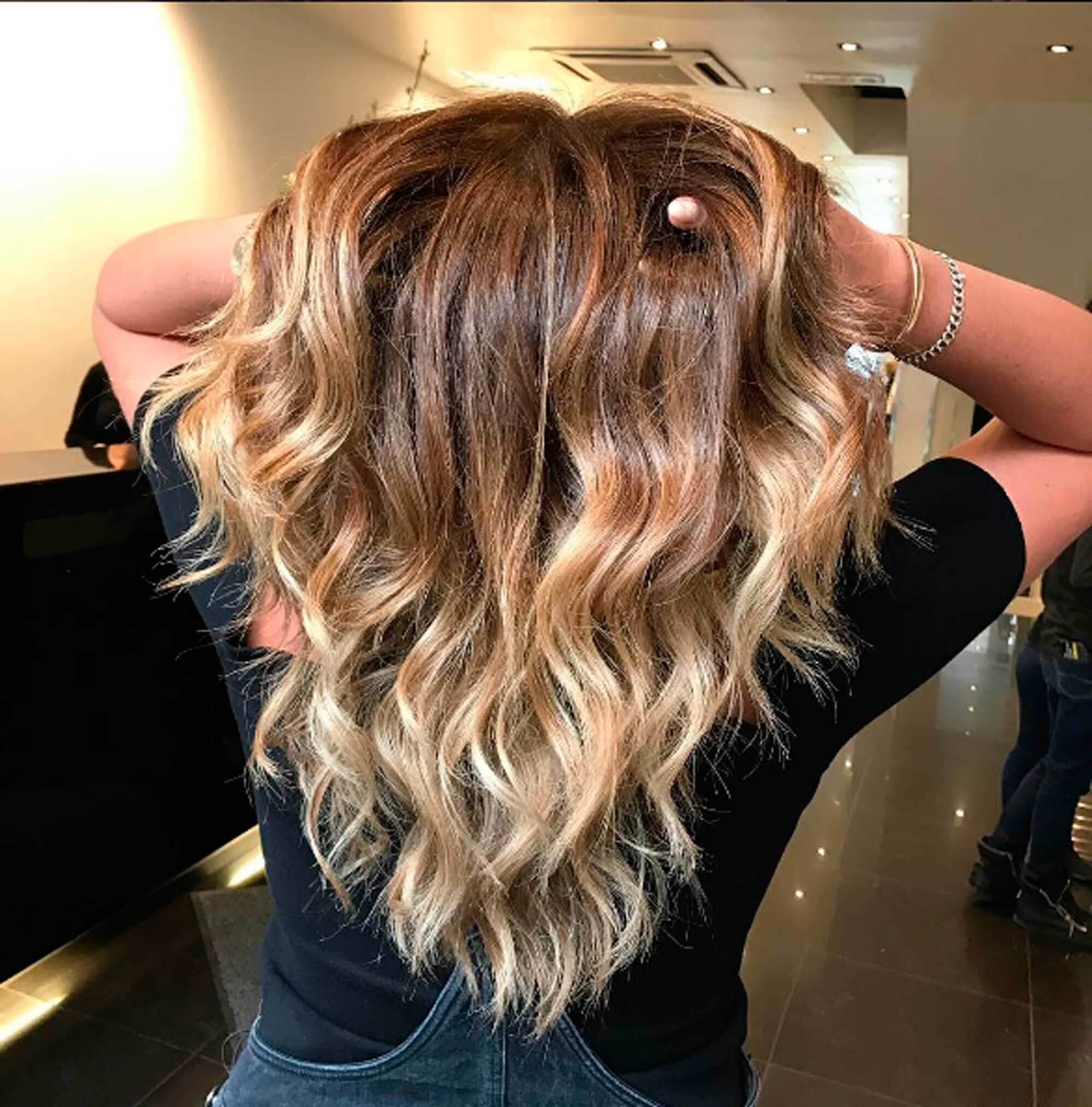 foto ilustrando a matéria sobre Palm painting: técnica de colorir o cabelo com a mão