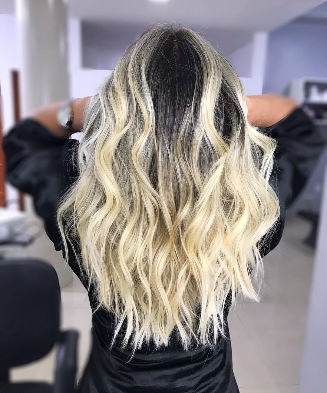 Balaiagem no cabelo: conheça a técnica que cria mechas com efeito natural
