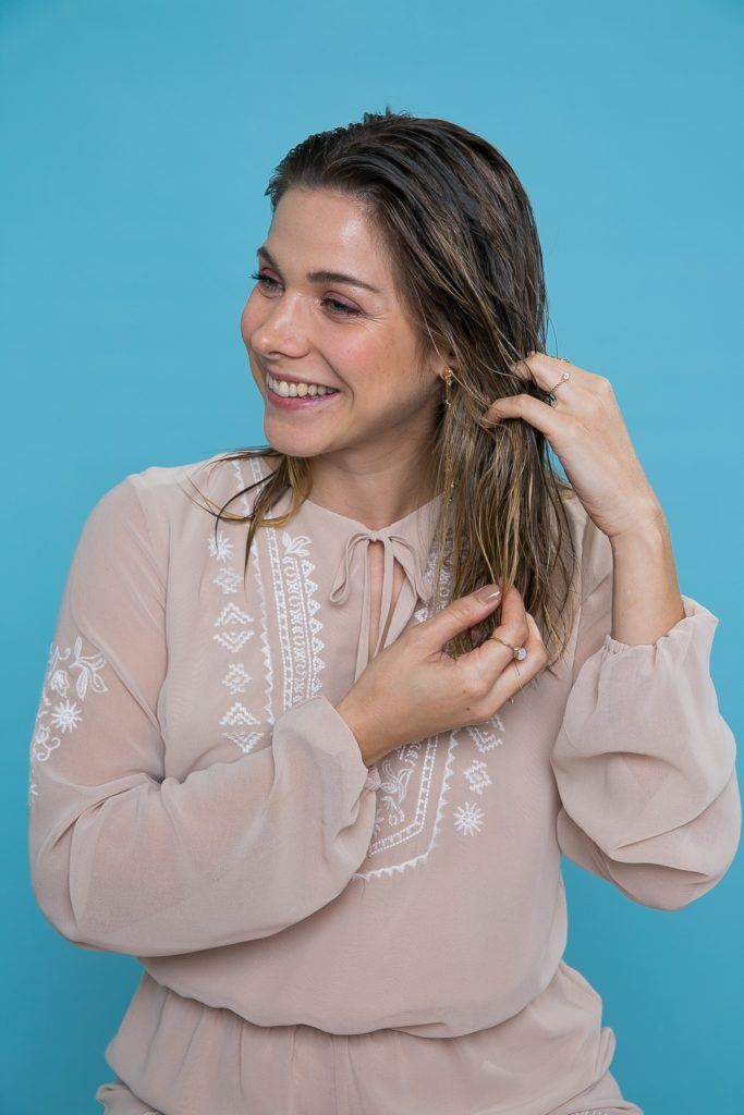 Cabelo liso molhado