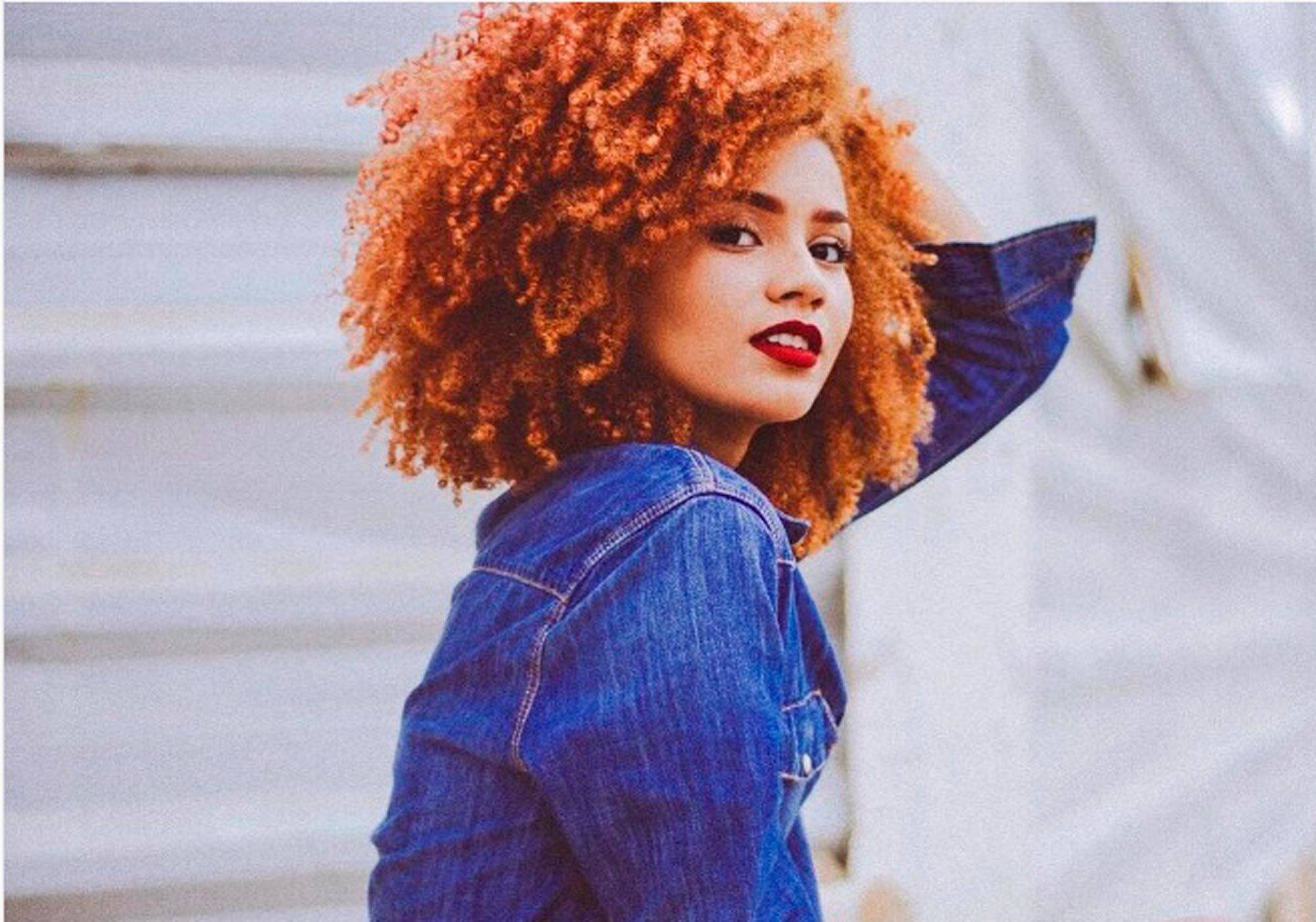 Júlia Lira: “Descobri o amor próprio e me relaciono muito melhor com a minha imagem”