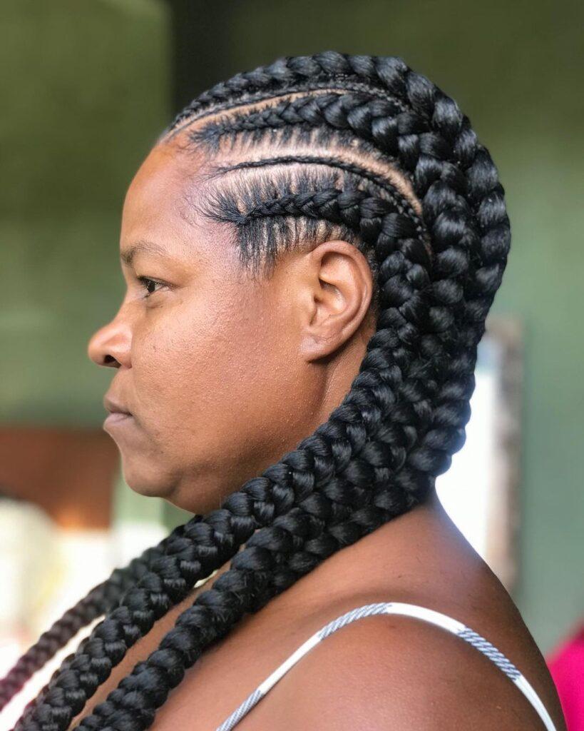 Mulher com trança afro ghana braids