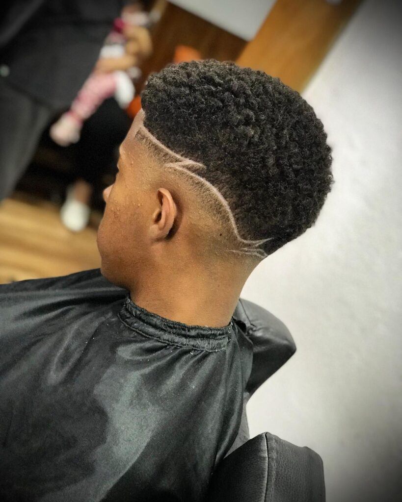 nudred baixo masculino com risco desenho