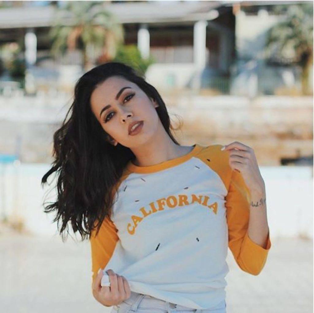 modelo de Jaqueline Guerreiro