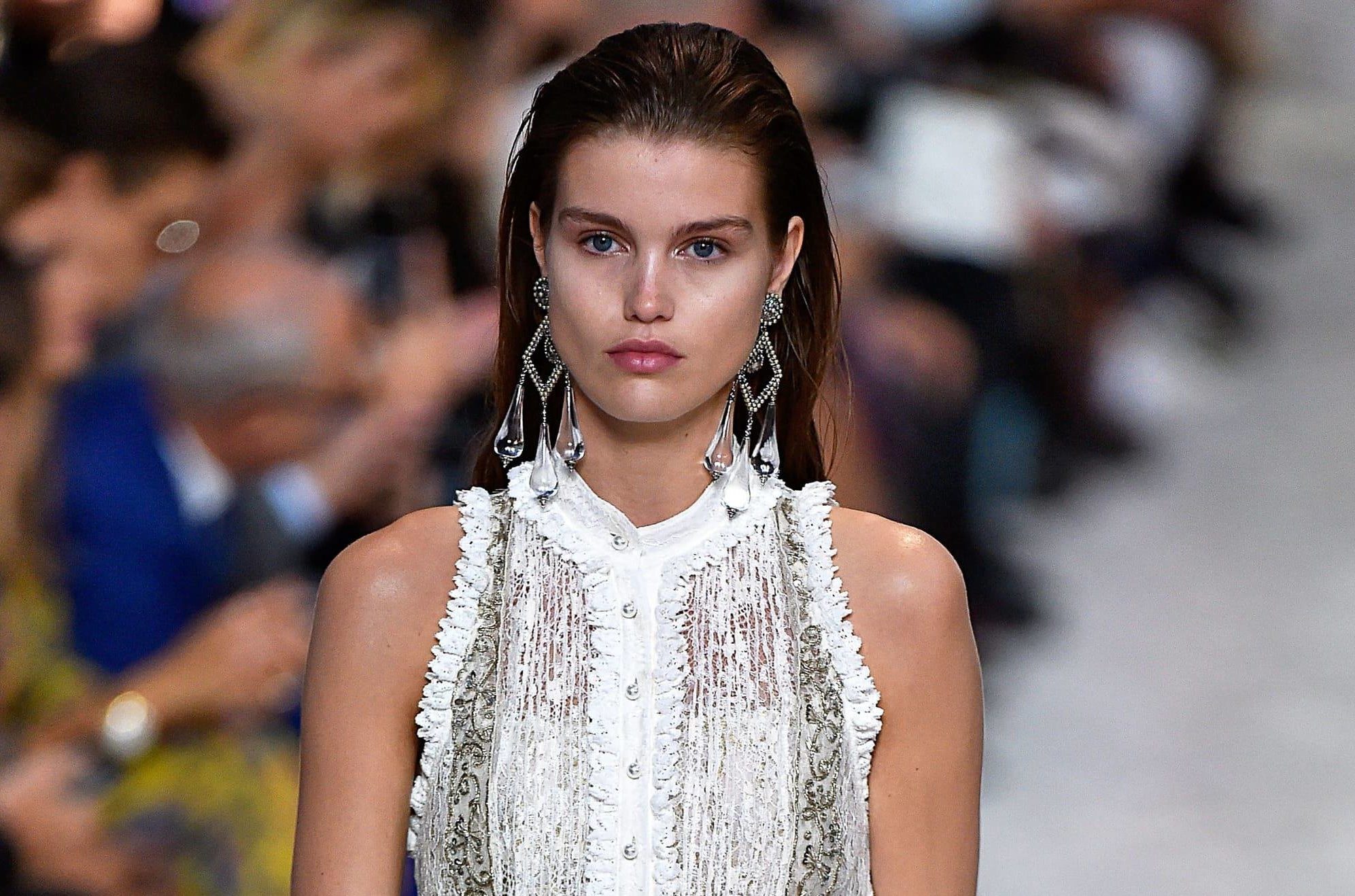 Sleek hair: tendência forte para cabelos lisos