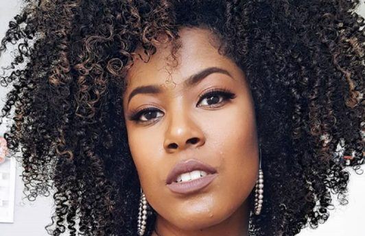 Como deixar o cabelo crespo cacheado: estes 4 truques vão te surpreender!