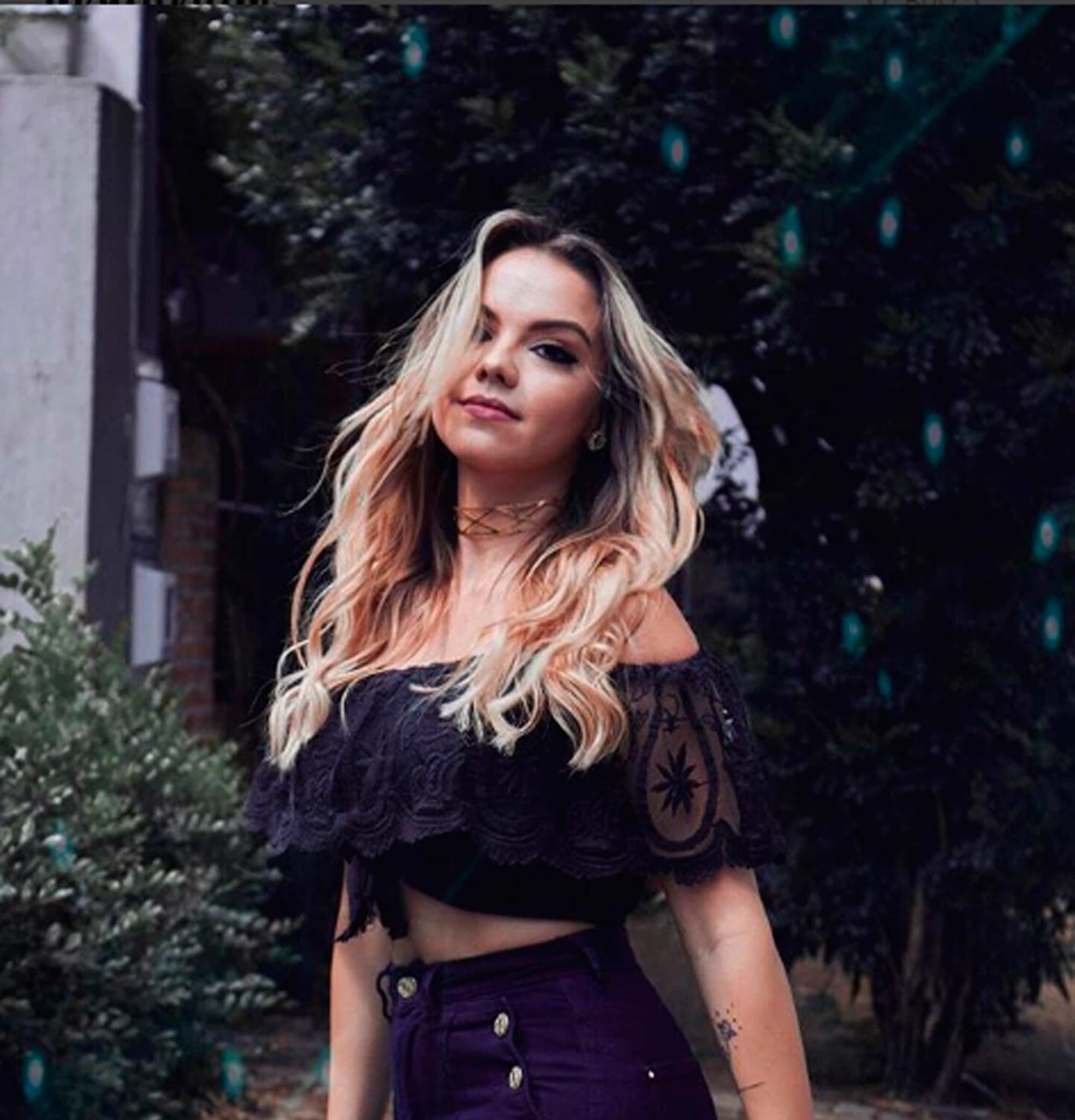 Os 10 segredos do cabelo da youtuber Camilla Amaral