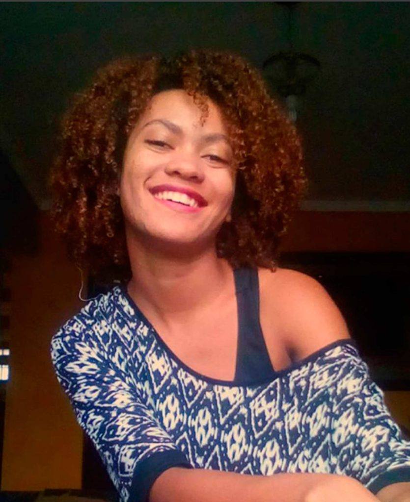 Dandara Francisca com cabelo crespo