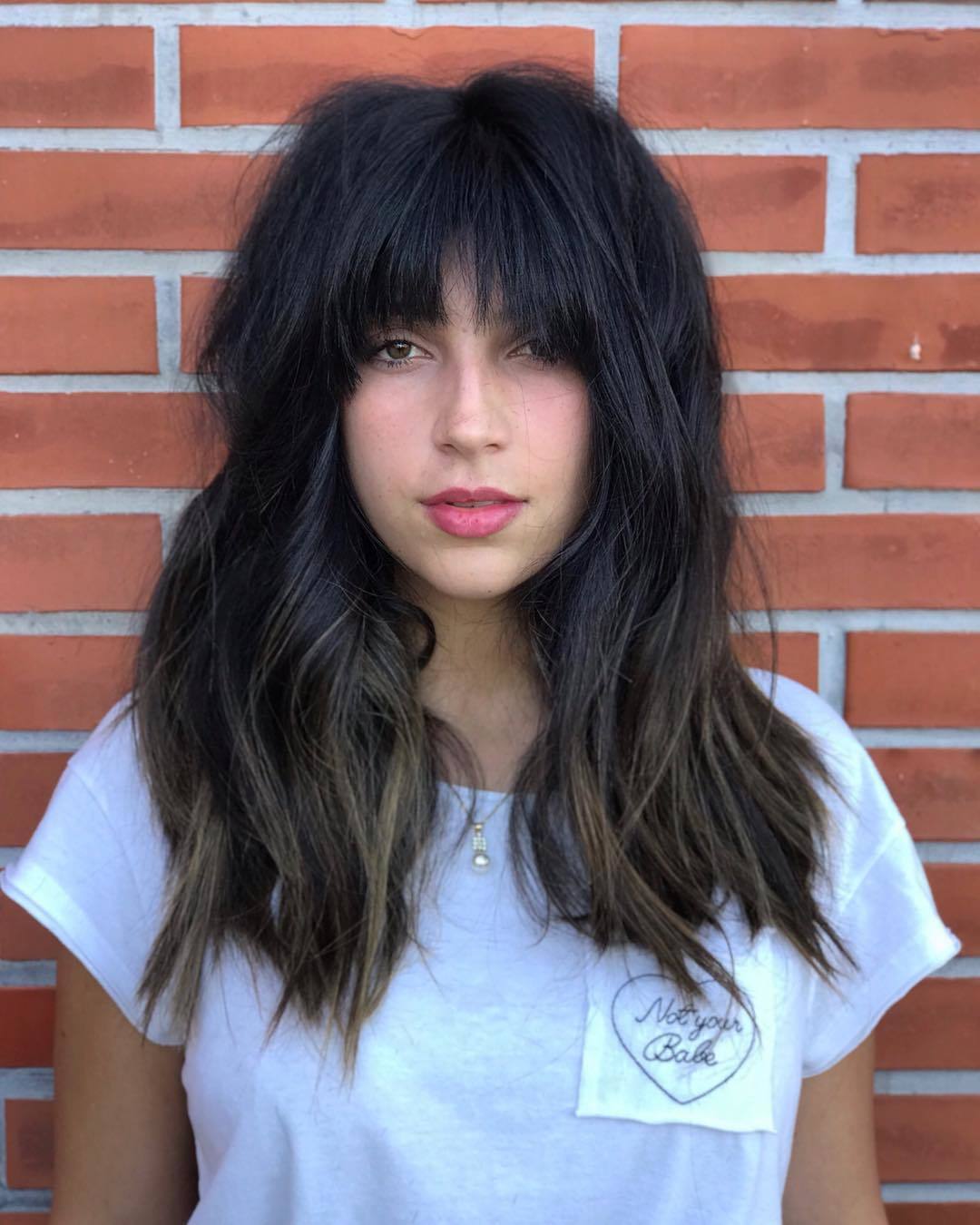 Cabelo médio com franja: mais de 15 ideias incríveis para você apostar!