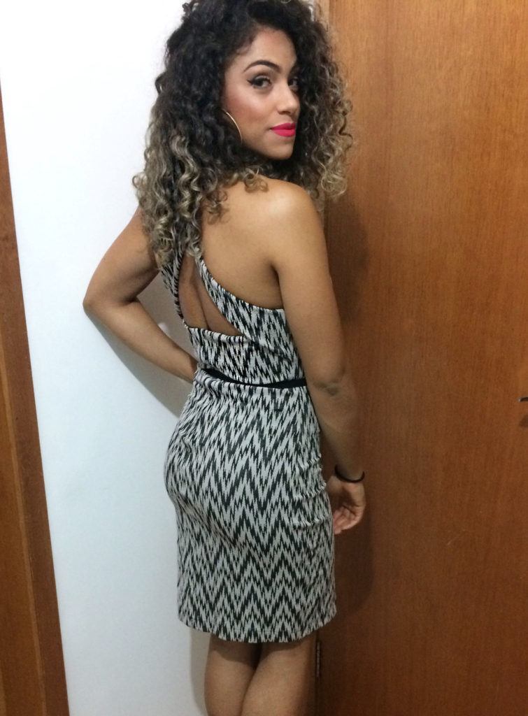 Cabelo cacheado com luses