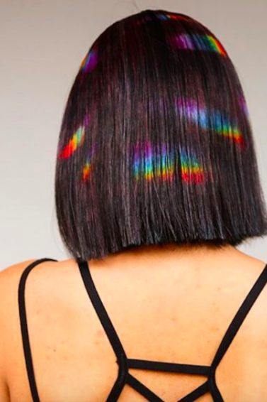 Cabelo liso corte reto na altura do ombro