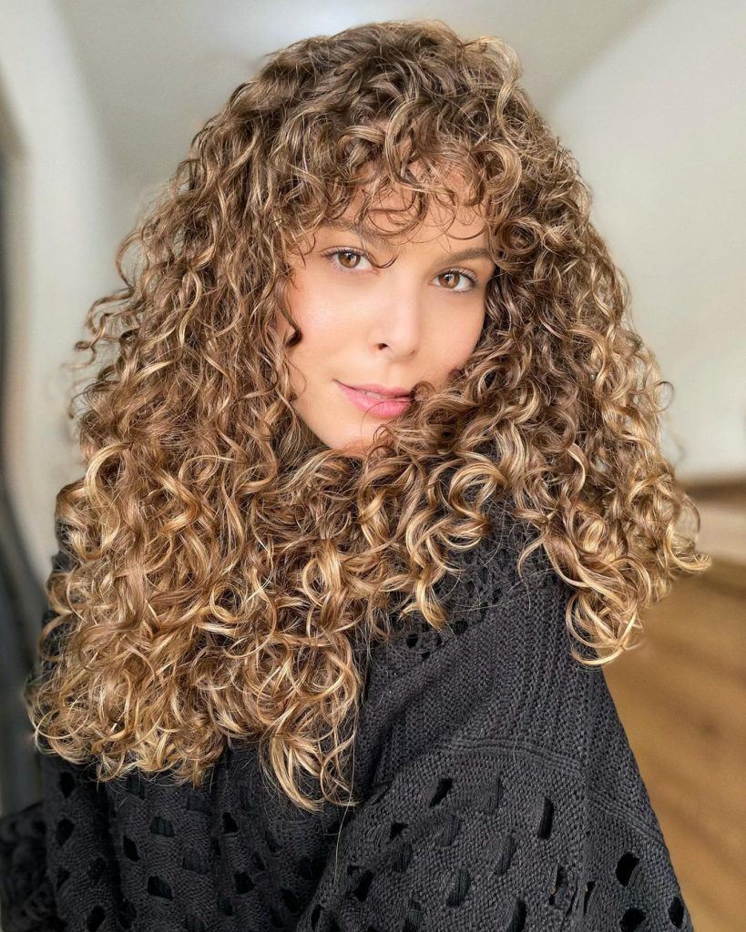 corte curtain bangs cabelo cacheado