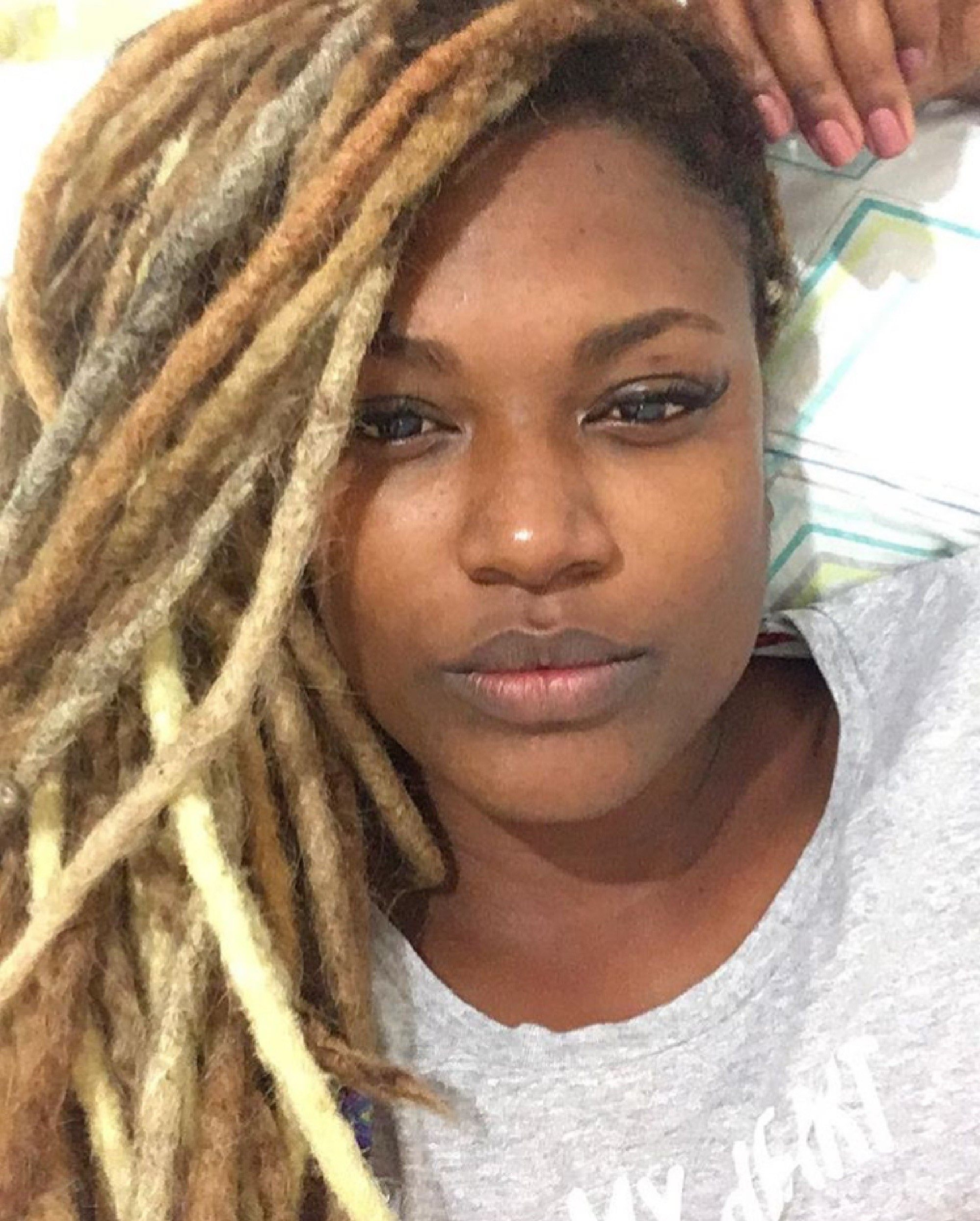 Dreads femininos loiro