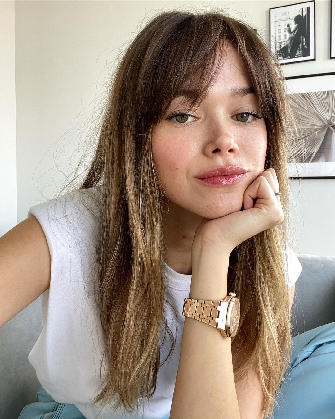 Curtain bangs: inspire-se em mais de 30 estilos dessa franja