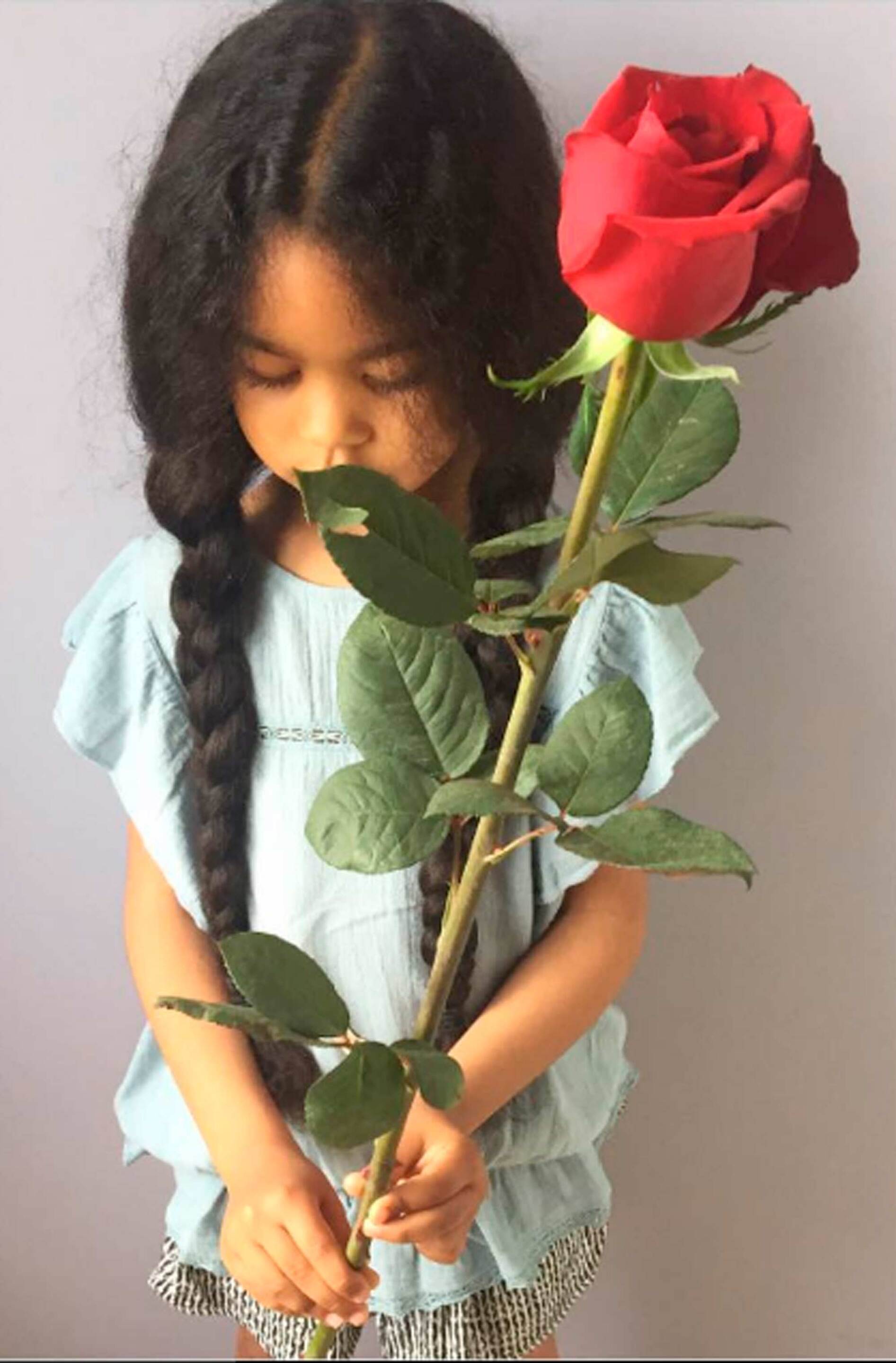 Rapunzel de cabelo crespo: conheça a belga Lou Mungiele