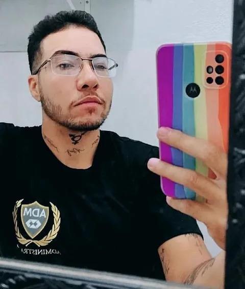 homem trans caio santos