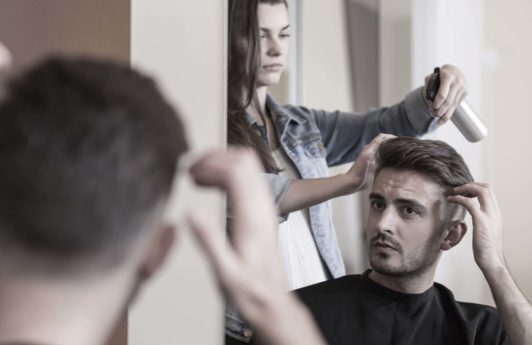 Undercut ou degradê: entenda a diferença entre os cortes