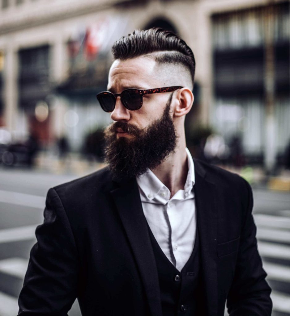 corte degradê masculino marcado com navalha e com topete