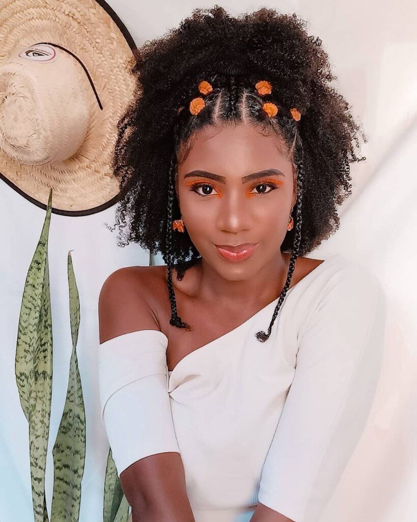 penteado-de-festa-junina-para-cabelo-cacheado