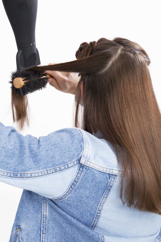 modelo de como arrumar o cabelo com secador